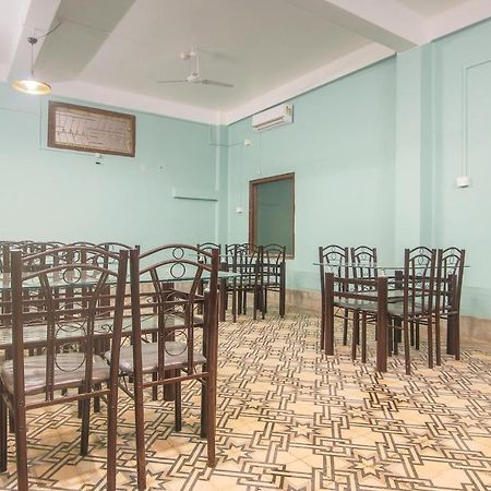 Hotel Oyo Indiraj Guwahati Exterior foto