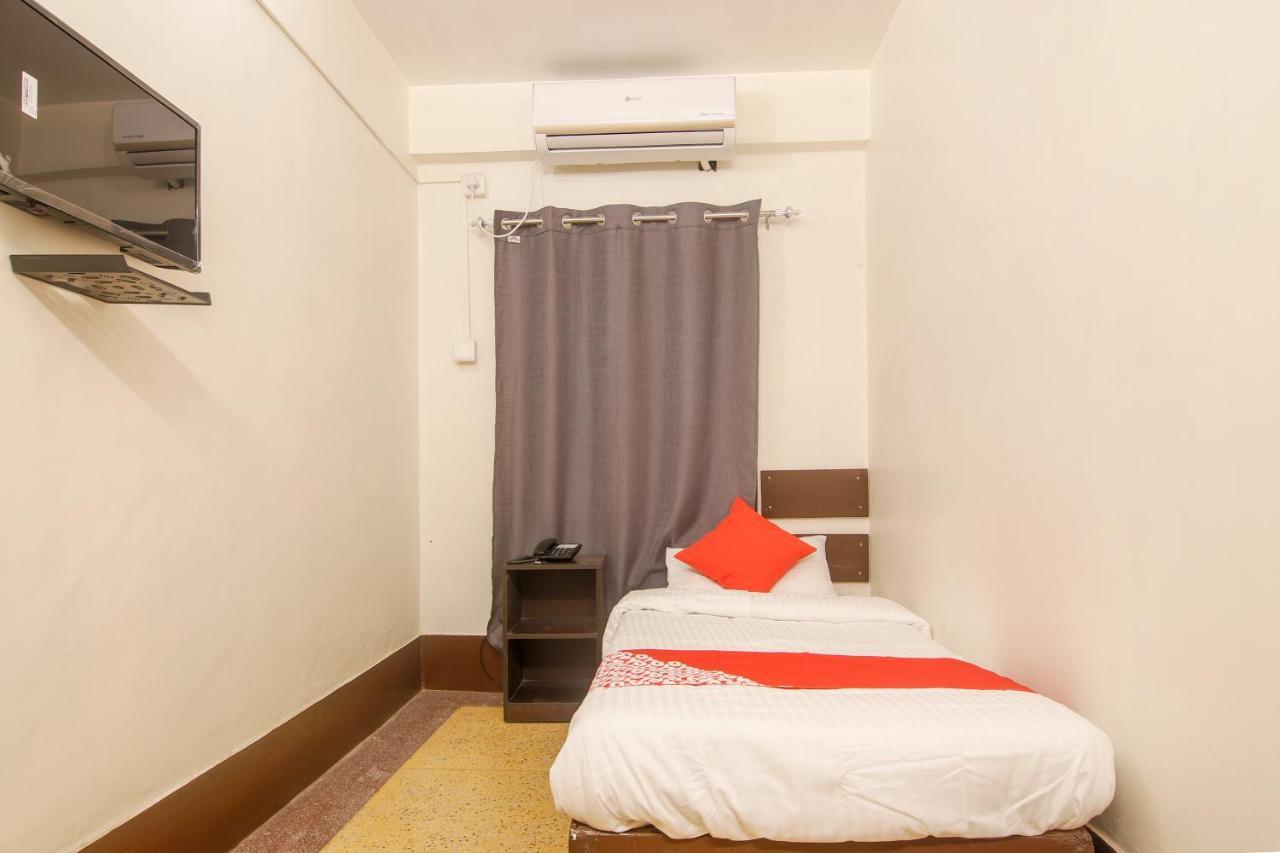 Hotel Oyo Indiraj Guwahati Exterior foto